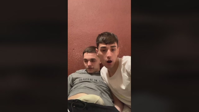 Teencouplegay  06-04-2022